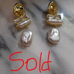 Elegant Gold Tone and Pearl Drop Earrings-SOLD